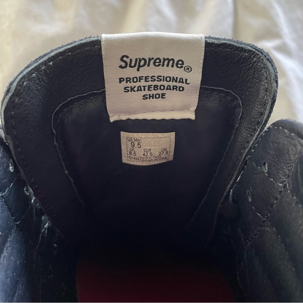 NIB VANS Sk8-Hi x SUPREME Blue Hole Punch Denim 2020 Size 9.5 - Picture 12 of 16